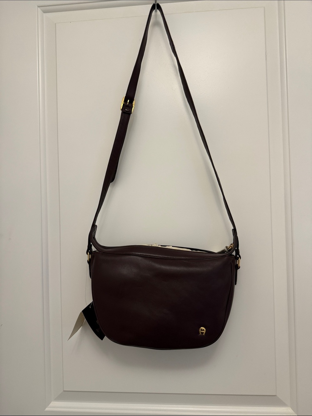Vintage brand nwt Aigner Leather Shoulder Bag with Gold Accents